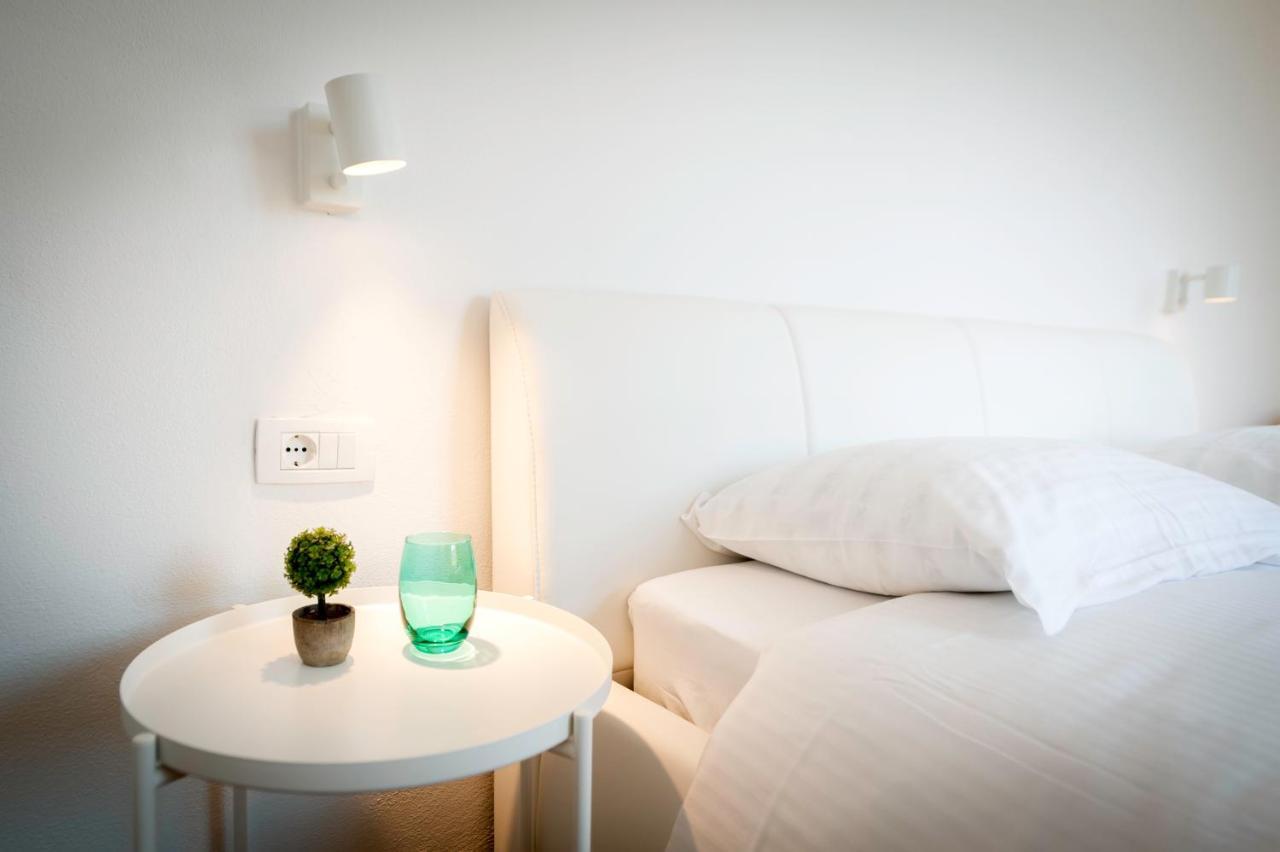 City Comfort Apartments Ровинь Экстерьер фото